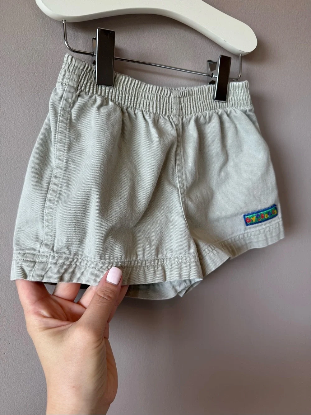 Gymboree Vintage Rainbow Tag Tan Khaki Shorts with‎ Patch Size 9-18 months/XS